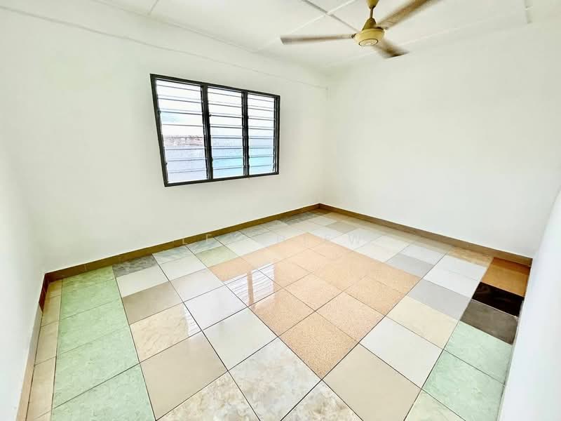 2-storey Terraced House for Sale in Taman Nora (Ulu Tiram) - Lex Hiew - Interior - PropertyGuru.com.my