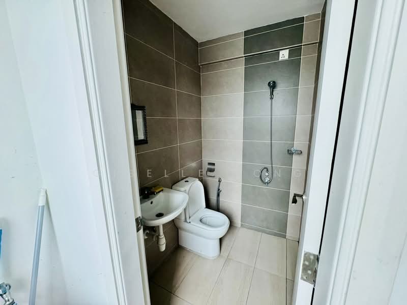 Service Residence for Rent at Summerton - Giselle Wong - Bathroom - PropertyGuru.com.my
