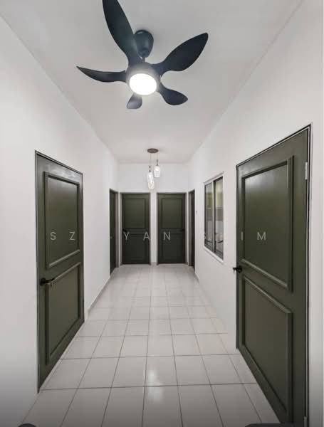 Condominium for Rent at Residensi Laguna (Sunway Belvedere) - Sze Yan Shim - Corridor - PropertyGuru.com.my