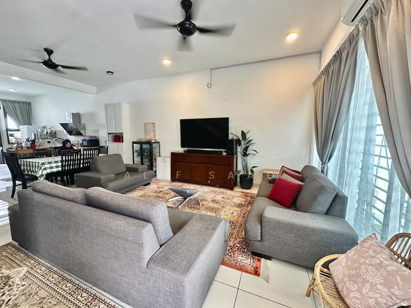 2-storey Terraced House for Sale in Denai Alam (Shah Alam) - Alif Saad - Living Room - PropertyGuru.com.my