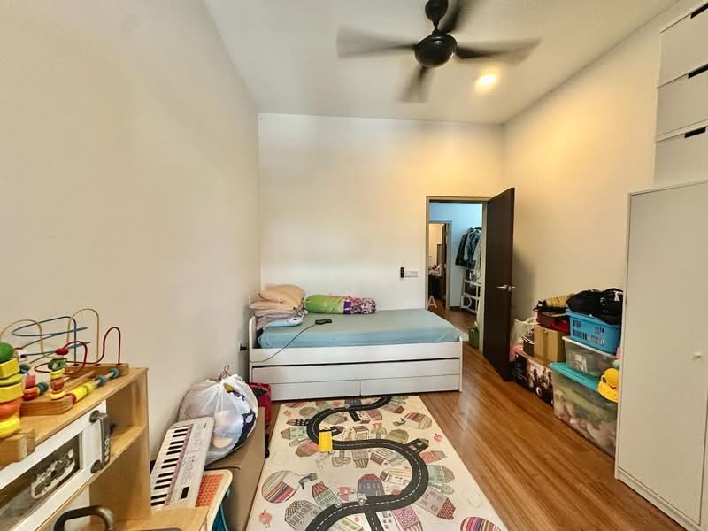 2-storey Terraced House for Sale in Denai Alam (Shah Alam) - Alif Saad - Bedroom - PropertyGuru.com.my