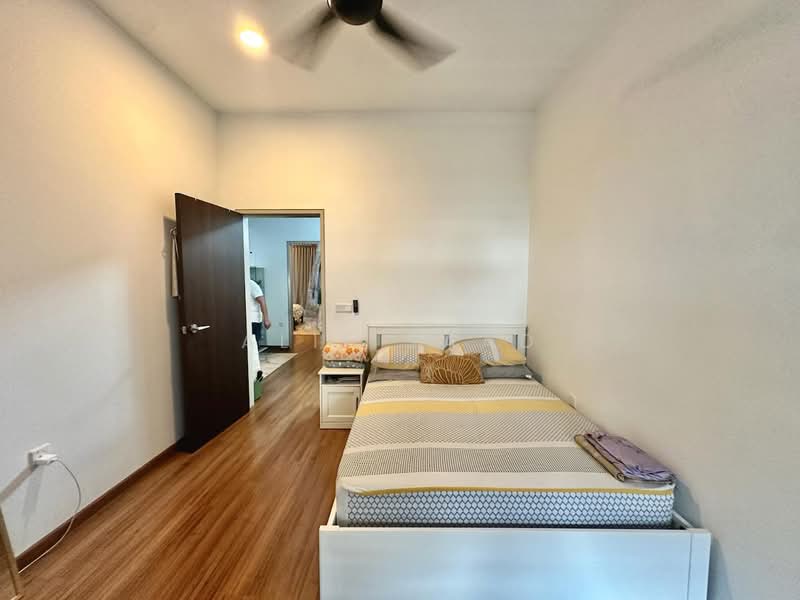2-storey Terraced House for Sale in Denai Alam (Shah Alam) - Alif Saad - Bedroom - PropertyGuru.com.my