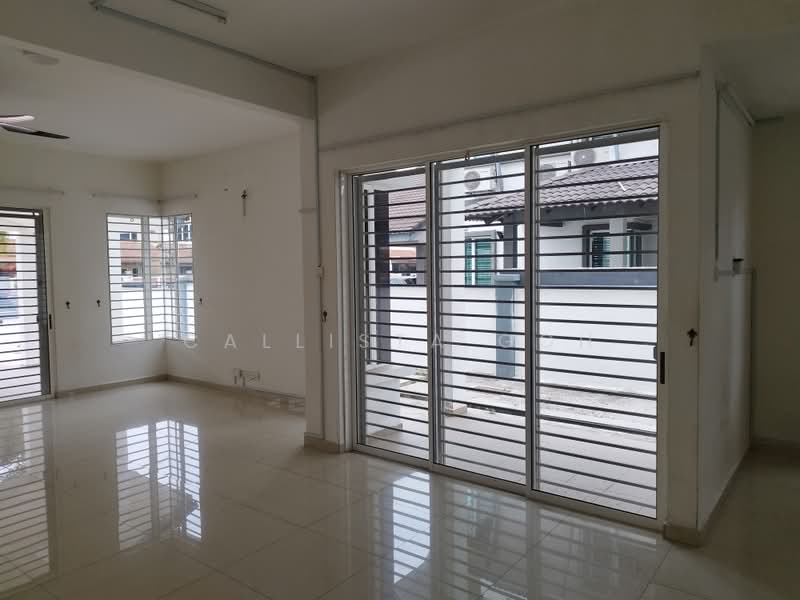 Rumah Berkembar untuk Dijual di Klang (Selangor) - Callista Goh - Living Room - PropertyGuru.com.my