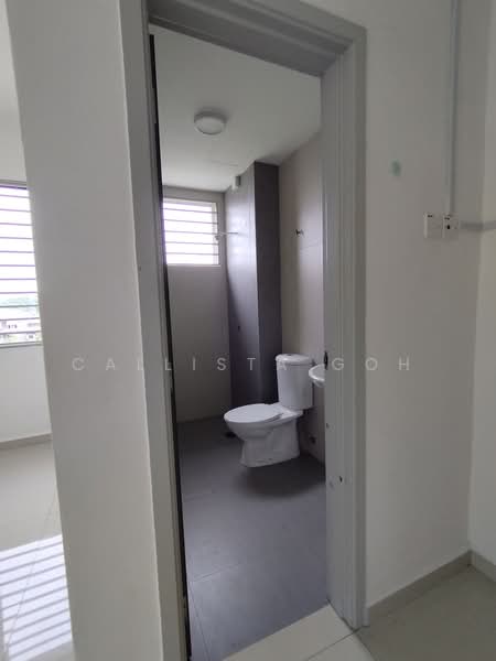 Rumah Berkembar untuk Dijual di Klang (Selangor) - Callista Goh - 1F R2 Bathroom - PropertyGuru.com.my