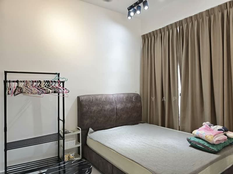 Servis Apartment untuk Disewa di Sky Trees - Stephanie Yap - Bedroom - PropertyGuru.com.my