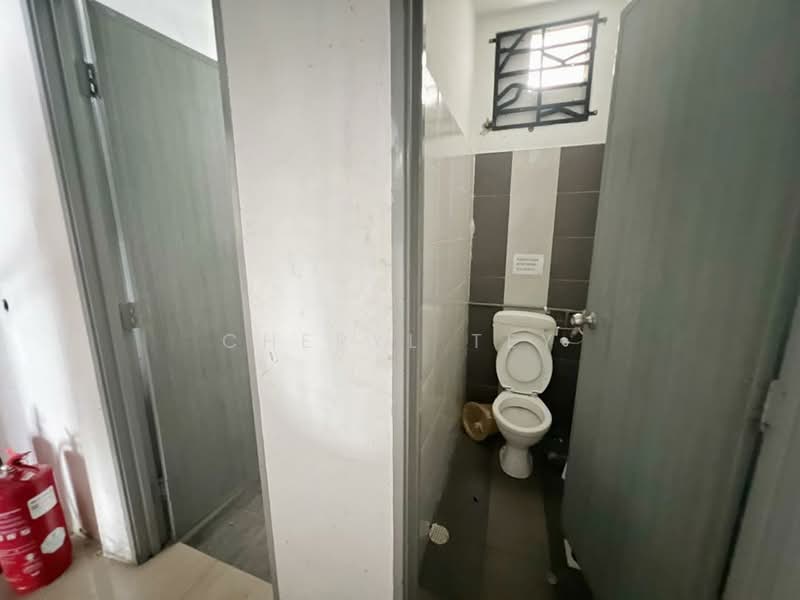 Shop for Rent in Taman Mount Austin (Tebrau) - Cheryl Tey - Bathroom - PropertyGuru.com.my