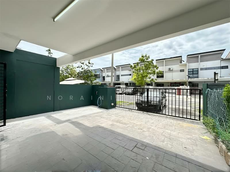 Rumah Teres untuk Dijual di Aman Putri (Sungai Buloh) - Noraini Dahan - Exterior - PropertyGuru.com.my