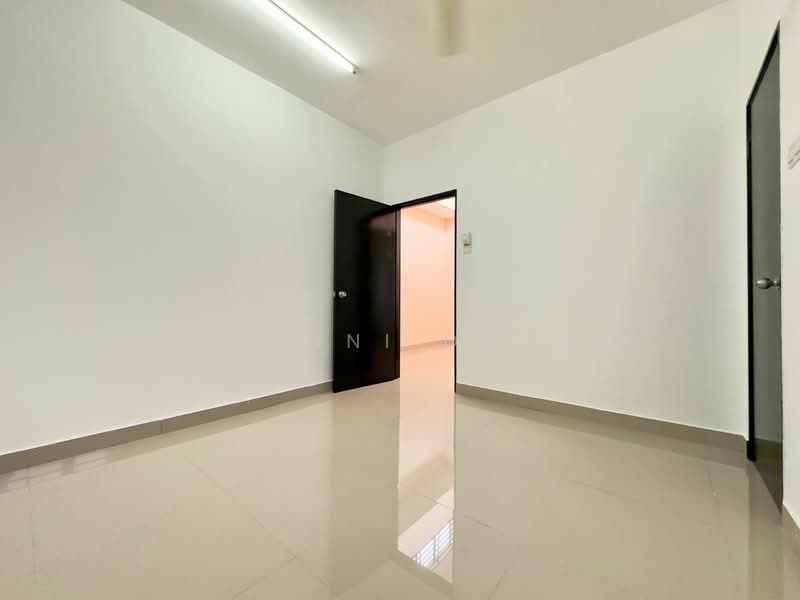Rumah Teres untuk Dijual di Aman Putri (Sungai Buloh) - Noraini Dahan - Interior - PropertyGuru.com.my