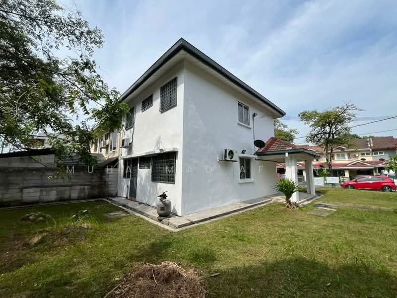 Rumah Teres 2 Tingkat untuk Disewa di Taman Lestari Permai (Seri Kembangan) - Muhammad Affan - Exterior - PropertyGuru.com.my