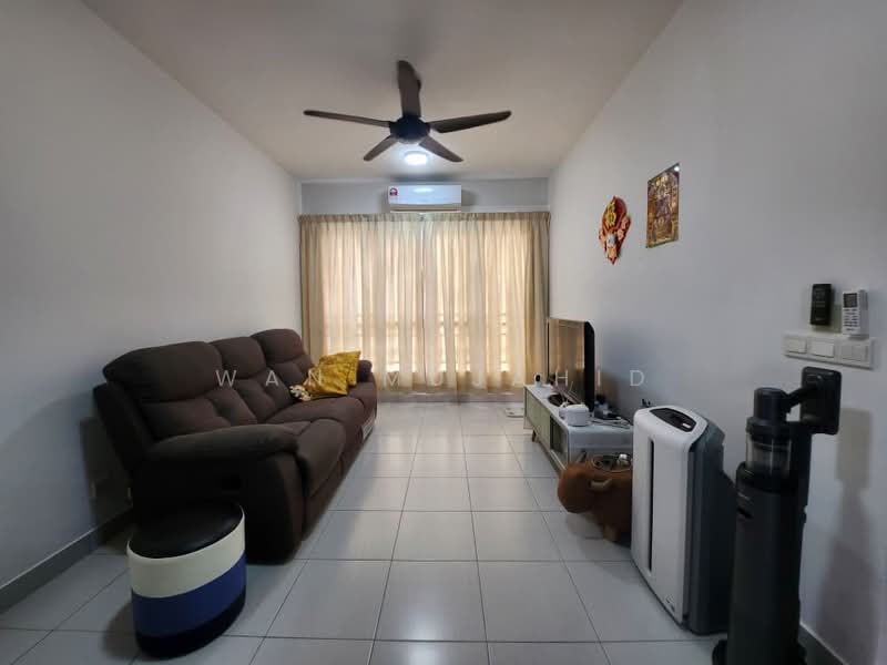 Pangsapuri untuk Dijual di De Kiara - Wan Mujahid - Living Room - PropertyGuru.com.my