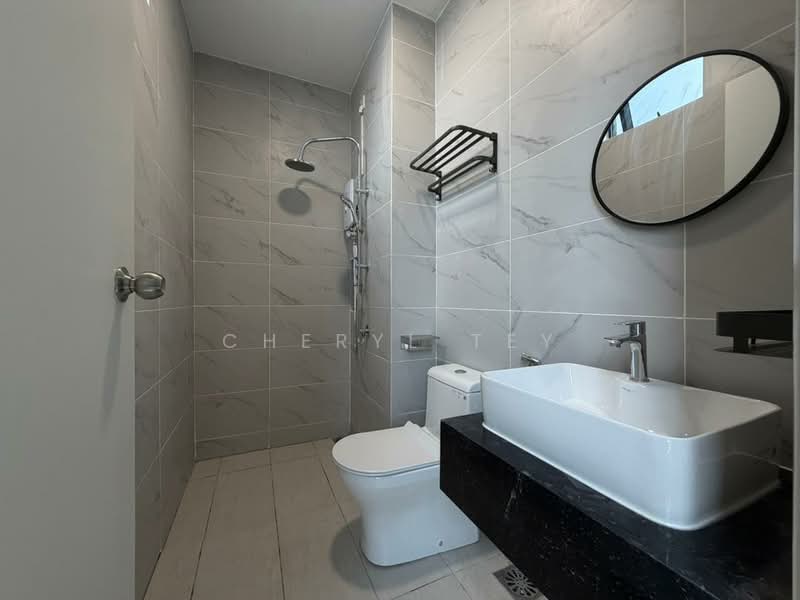 Servis Apartment untuk Disewa di Space Residency - Cheryl Tey - Bathroom - PropertyGuru.com.my