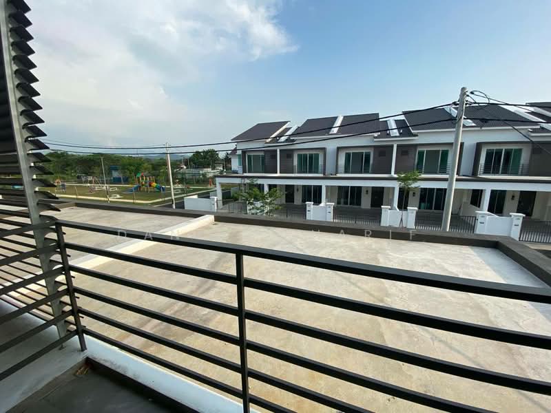 Rumah Teres 2 Tingkat untuk Dijual di Taman Kucai (Lunas) - Danial Zharif - Exterior - PropertyGuru.com.my
