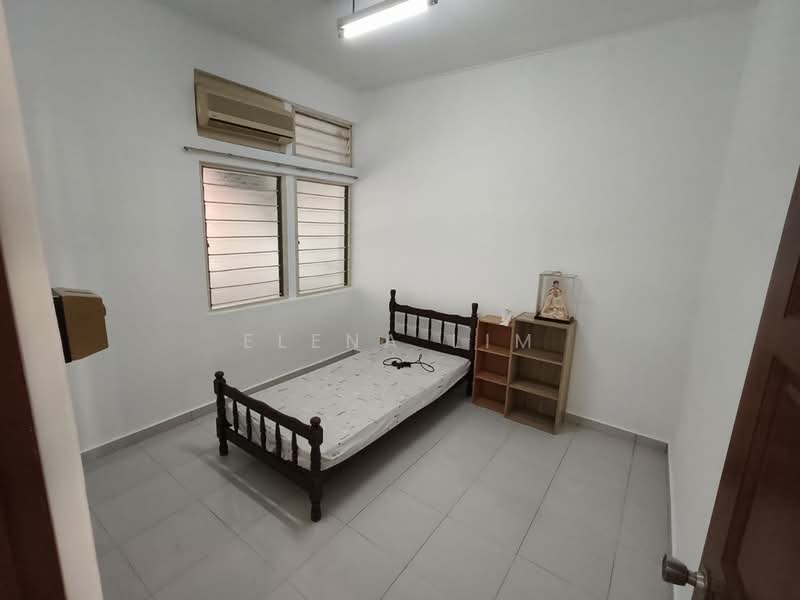 Rumah Teres 1 Tingkat untuk Disewa di Taman Pelangi (Johor Bahru) - Elena Lim - PropertyGuru.com.my