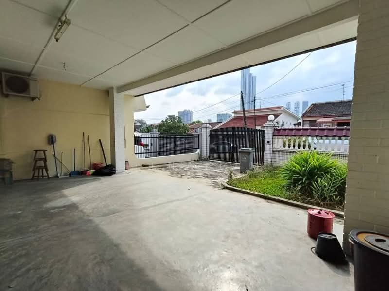 Rumah Teres 1 Tingkat untuk Disewa di Taman Pelangi (Johor Bahru) - Elena Lim - PropertyGuru.com.my