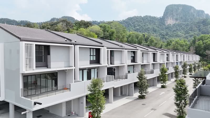 3-storey Terraced House for Sale in Taman Melawati (Ulu Kelang) - Lucas Choo - Exterior - PropertyGuru.com.my