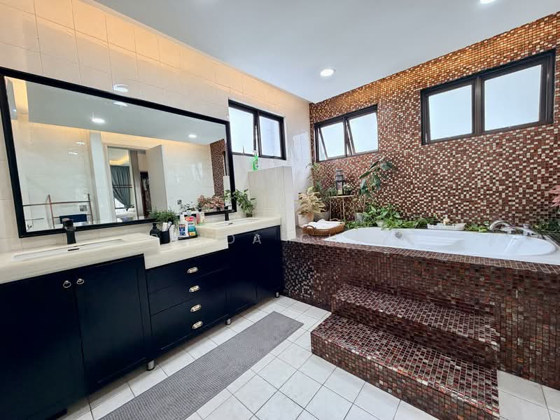Condominium for Sale at Casa Kiara - Freyda Cheng - Bathroom - PropertyGuru.com.my