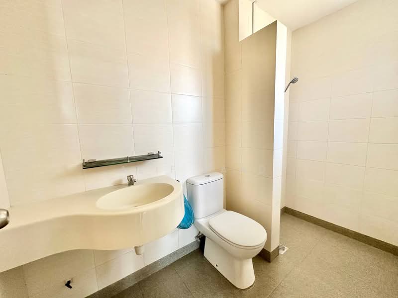 Service Residence for Sale at Platinum Lake PV 21 - Alif Saad - Bathroom - PropertyGuru.com.my