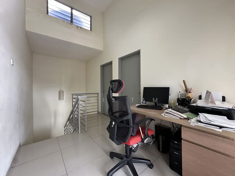 2-storey Terraced House for Sale in Bandar Mahkota Cheras (Cheras) - Lewis Tam - Study - PropertyGuru.com.my