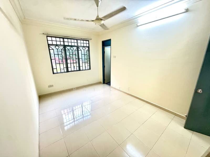 Pangsapuri untuk Dijual di Mentari Court - Ray Lee - Interior - PropertyGuru.com.my