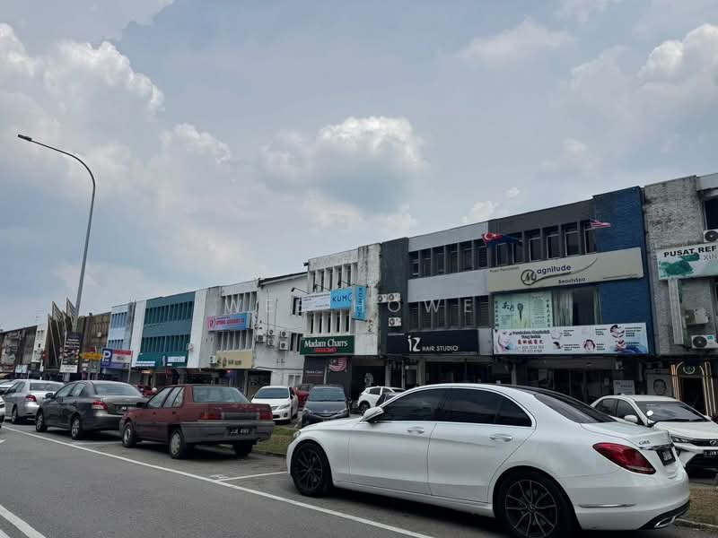 Shop for Rent in Taman Pelangi (Johor Bahru) - Wee Howe - Exterior - PropertyGuru.com.my