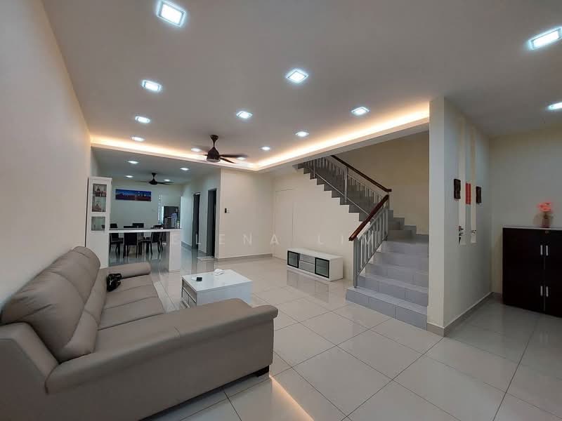 Rumah Teres untuk Disewa di Masai (Johor) - Elena Lim - Living Room - PropertyGuru.com.my