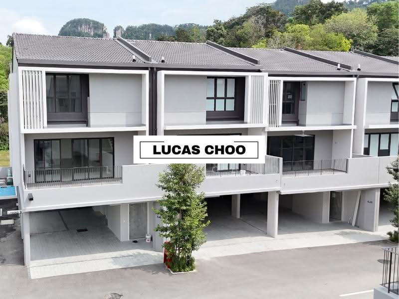 3-storey Terraced House for Sale in Taman Melawati (Ulu Kelang) - Lucas Choo - Exterior - PropertyGuru.com.my