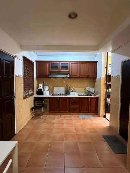 2-storey Terraced House for Sale in Bandar Utama (Selangor) - Calvin Law - Kitchen - PropertyGuru.com.my