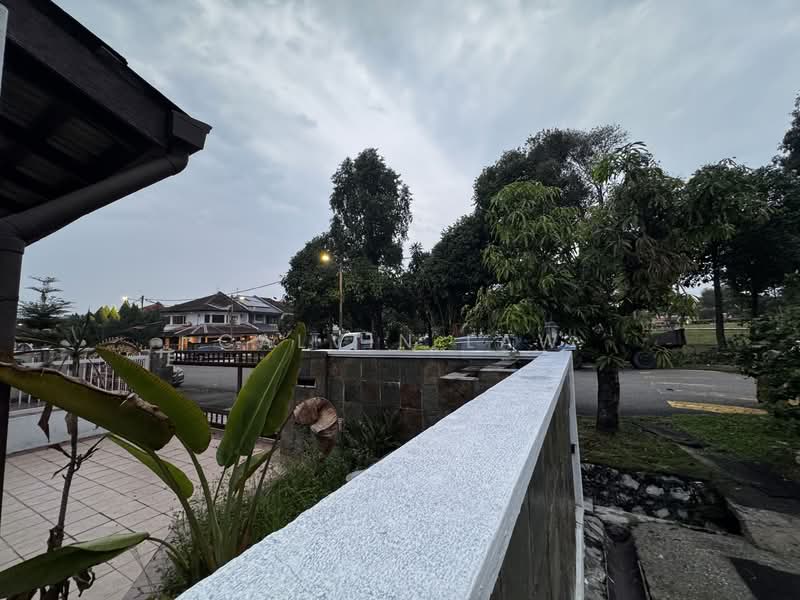 Rumah Teres 2 Tingkat untuk Dijual di Bandar Utama (Selangor) - Calvin Law - Exterior - PropertyGuru.com.my
