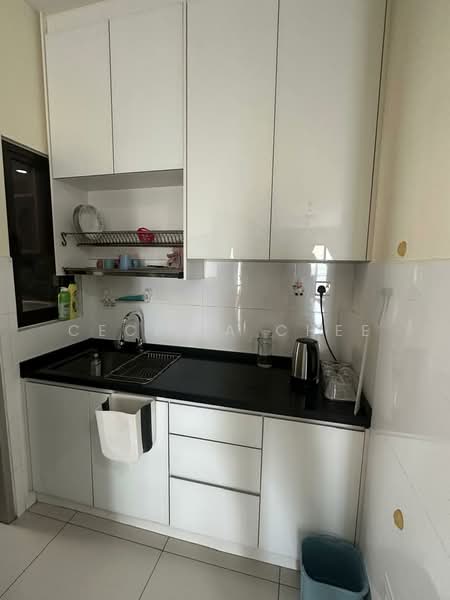Servis Apartment untuk Disewa di Ten Kinrara - Cecilia Chee - Kitchen - PropertyGuru.com.my