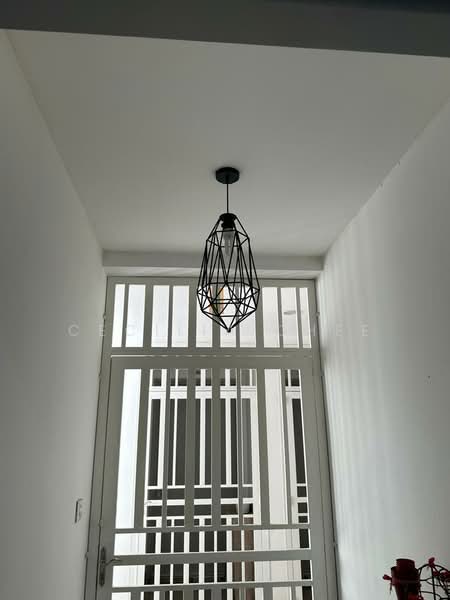 Servis Apartment untuk Disewa di Ten Kinrara - Cecilia Chee - Entrance - PropertyGuru.com.my