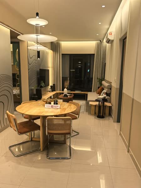 Kondominium untuk Dijual di Radium Arena (Urban Residences) Old Klang Road - Jack Kee - Living Room - PropertyGuru.com.my