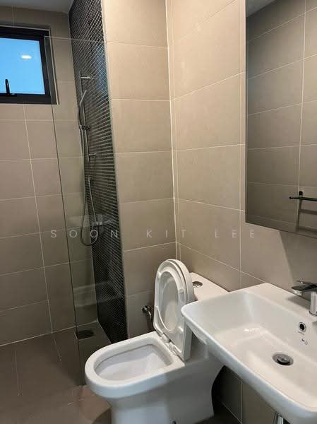Kediaman Servis untuk Disewa di Continew - Keith Lee - Bathroom - PropertyGuru.com.my