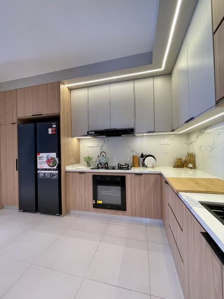 Cluster House for Sale in Alam Impian (Shah Alam) - Lawrence Chan - Kitchen - PropertyGuru.com.my