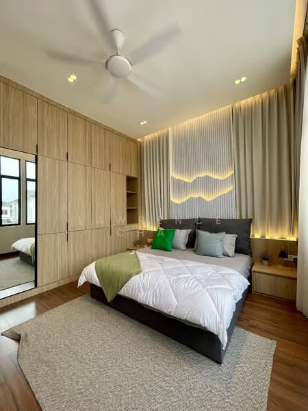Cluster House for Sale in Alam Impian (Shah Alam) - Lawrence Chan - Bedroom - PropertyGuru.com.my