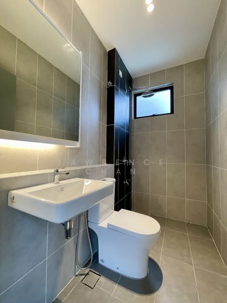 Cluster House for Sale in Alam Impian (Shah Alam) - Lawrence Chan - Bathroom - PropertyGuru.com.my