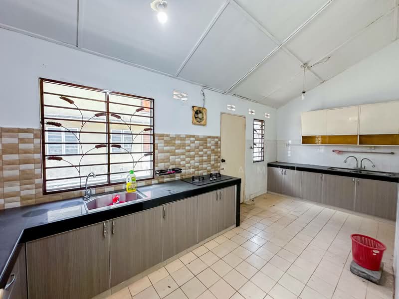 Rumah Teres 2 Tingkat untuk Dijual di Gombak (Kuala Lumpur) - Luqman Ramli - Kitchen - PropertyGuru.com.my