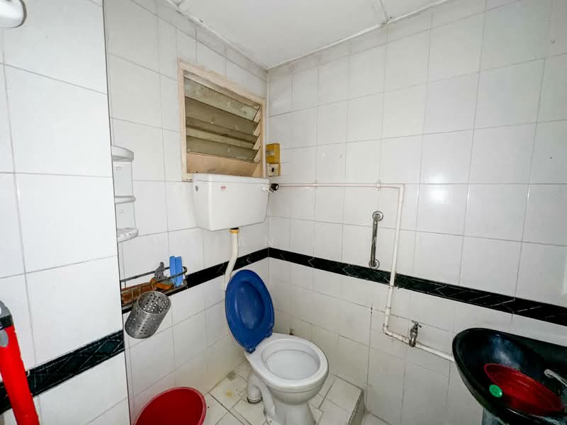 Rumah Teres 2 Tingkat untuk Dijual di Gombak (Kuala Lumpur) - Luqman Ramli - Bathroom - PropertyGuru.com.my