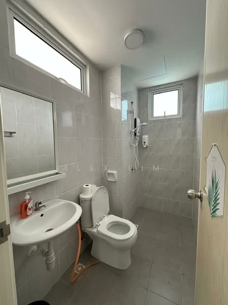 Condominium for Rent at i-Santorini - Alex Lim - Bathroom - PropertyGuru.com.my