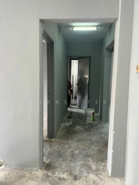 Flat for Sale at Jalan Haji Manan Flat - Shanel Tee - Corridor - PropertyGuru.com.my