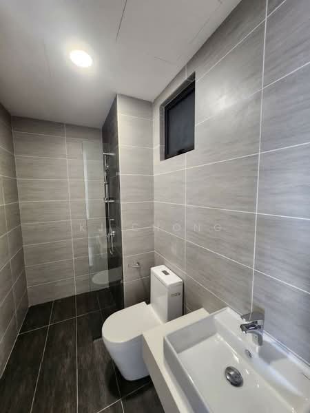 Service Residence for Sale at Trion @ KL - KJ Chong - Bathroom - PropertyGuru.com.my