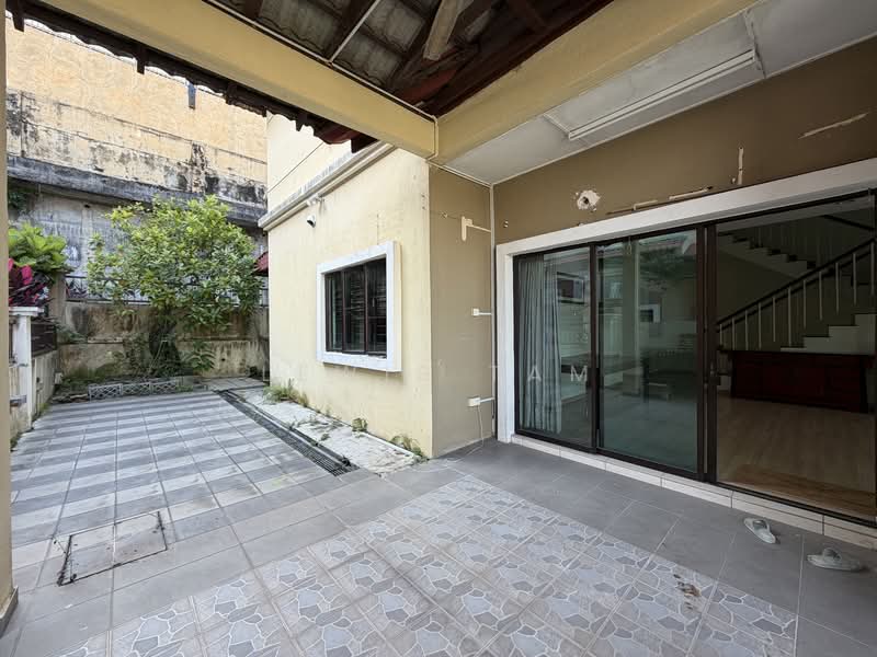 Semi-Detached House for Sale in Bandar Baru Sungai Long (Kajang) - Lewis Tam - Exterior - PropertyGuru.com.my