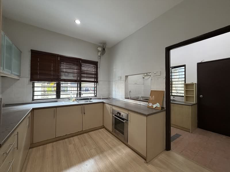 Semi-Detached House for Sale in Bandar Baru Sungai Long (Kajang) - Lewis Tam - Kitchen - PropertyGuru.com.my