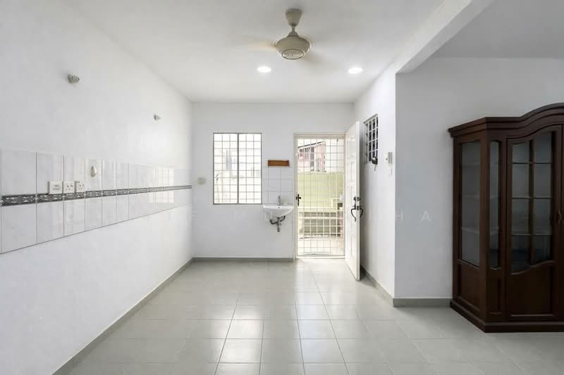 2-storey Terraced House for Sale in Usj 11 (Subang Jaya) - Arif Mustapha - Interior - PropertyGuru.com.my