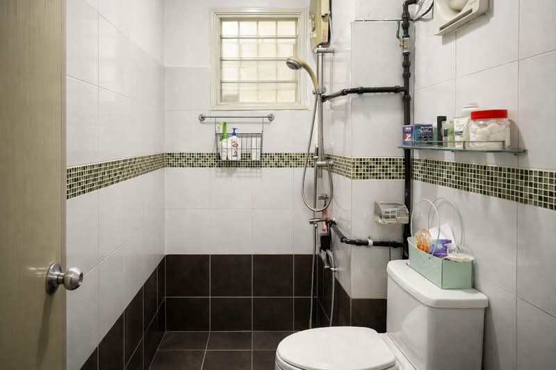 2-storey Terraced House for Sale in Usj 11 (Subang Jaya) - Arif Mustapha - Bathroom - PropertyGuru.com.my