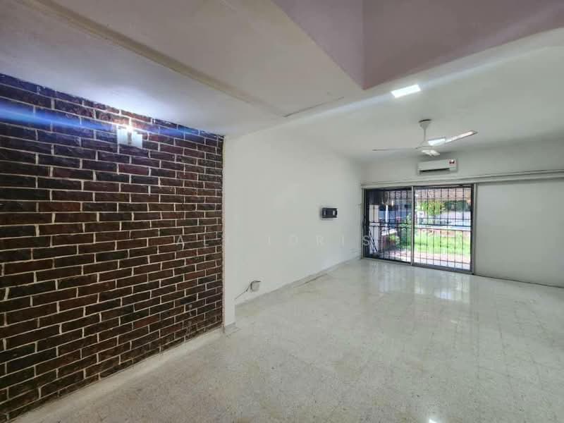 2-storey Terraced House for Sale in Taman Tun Dr Ismail (Kuala Lumpur) - Ali Idris - Living Room - PropertyGuru.com.my