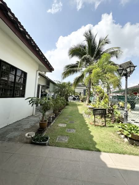 Semi-Detached House for Sale in Bandar Putra (Kulai) - Joey Chai - Exterior - PropertyGuru.com.my