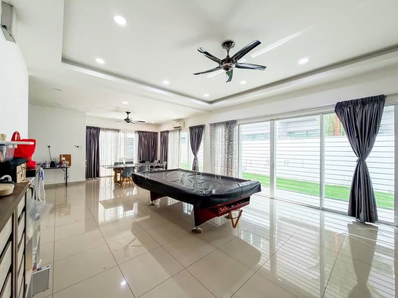 Semi-Detached House for Sale in Seksyen 11 (Kota Damansara) - Keasavan Hari Krishnan - Living Room - PropertyGuru.com.my