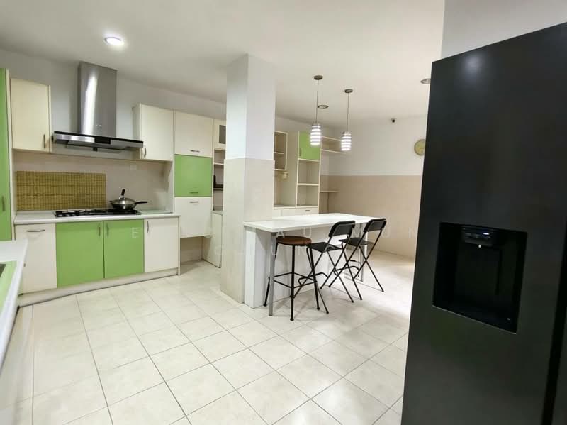 2-storey Terraced House for Sale in Bandar Puteri Puchong (Puchong) - Eric Lau Mun Chung - Kitchen - PropertyGuru.com.my