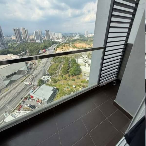 Condominium for Rent at Paraiso Residence @ The Earth - Celine Shoo - Balcony - PropertyGuru.com.my