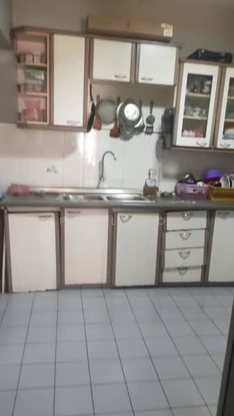 Kondominium untuk Dijual di Miharja Condominium - Paul Po - Kitchen - PropertyGuru.com.my